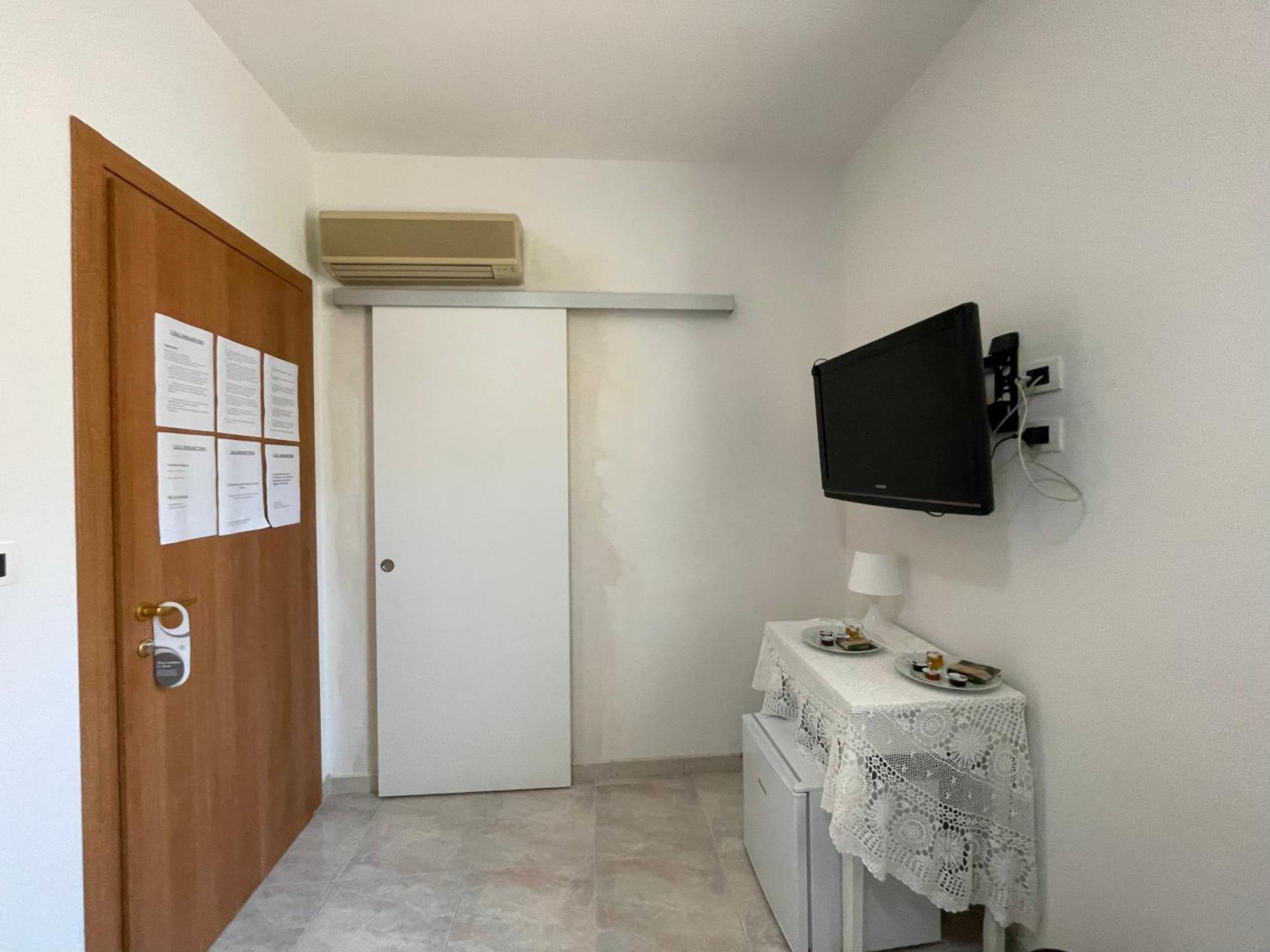 -Dimartino Home- Posizione Centrale 9 Min Da Marzamemi San Lorenzo Portopalo Di Capo Passero Pachino Δωμάτιο φωτογραφία
